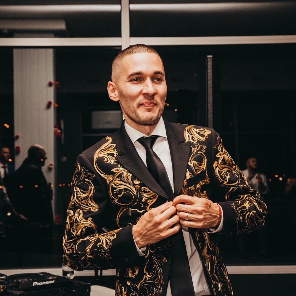 Meet your Posher, Alex